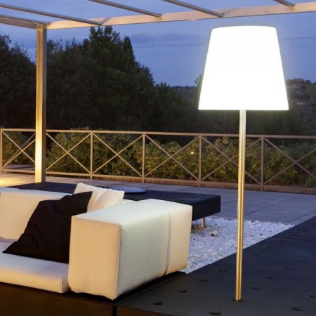 lampe-de-sol-ali-baba-fiaccola-white-slide-gio-colonna-romano