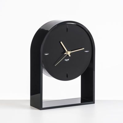 horloge-a-poser-l-air-du-temps-noir-noir_madeindesign_292588_large