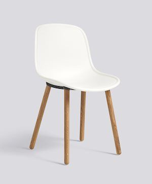 9342111109000zzzzzzz_neu12-chair-wood-base-oiled-oak-cream-white-shell_910x1100_brandvariant