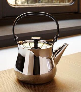 th�i�re-bouilloire-cha-alessi-cuisine