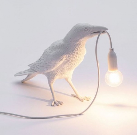 bird-lamp-waiting-outdoor_in-ty