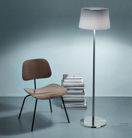 lumiere-xxl-foscarini-lampadaire-in-ty