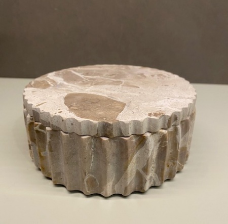 Boîte à bijoux en marbre - Bowl with Lid - Present Time