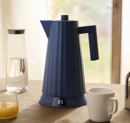 Bouilloire &eacute;lectrique contr&ocirc;le de la temp&eacute;rature Pliss&eacute; Bleu - 1,7 Litre - Alessi