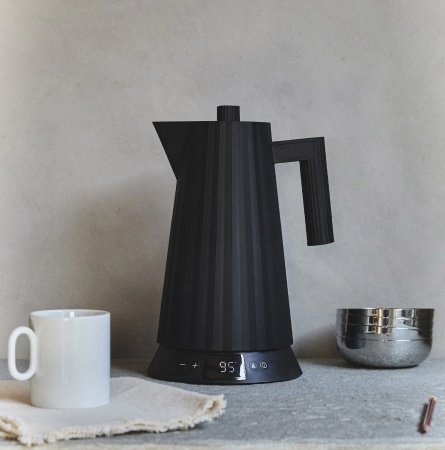 Bouilloire &eacute;lectrique contr&ocirc;le de la temp&eacute;rature Pliss&eacute; Noire - 1,7 Litre - Alessi