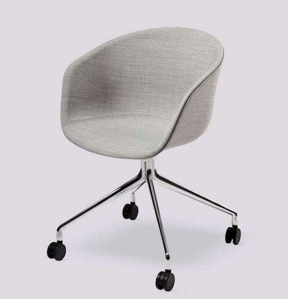 Fauteuil � roulettes - About a chair AAC25 -FULL UPHOLSTERY-HALLINGDAL-130alu ^ Hay