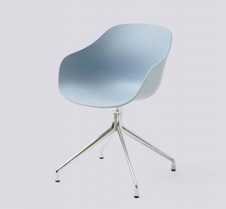 Fauteuil About a chair AAC220 Bleu pied alu poli - Hay