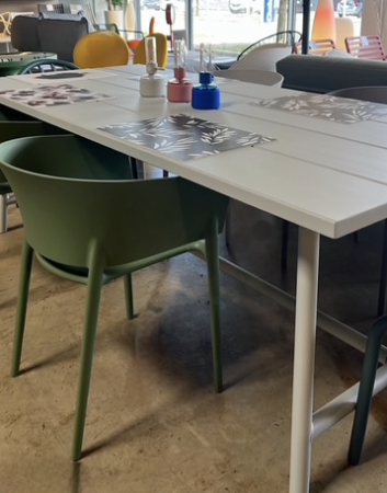 Fred\'s Table Fatboy 