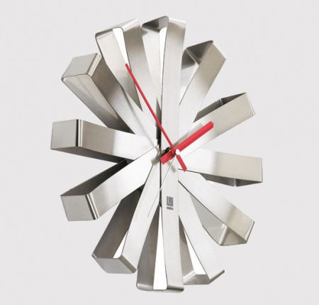 Horloge Ribbon aluminium brossé - Umbra