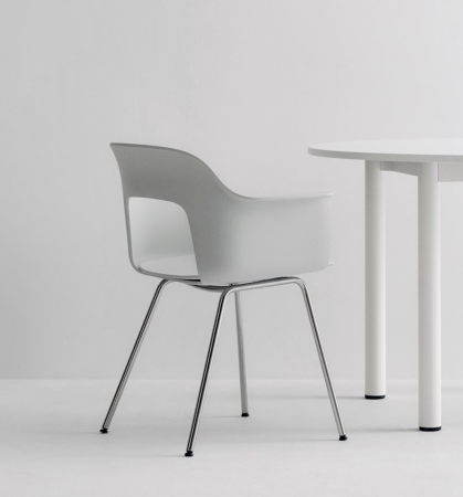 Layout armchair 211 -pieds m&eacute;tal noir - Hay