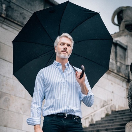 Parapluie canne r&eacute;sistant noir - Smati