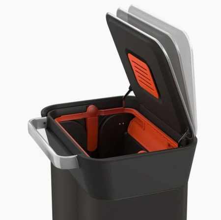 Poubelle &agrave; p&eacute;dale Titan noir - Compacteur - 30 Litres - Joseph Joseph