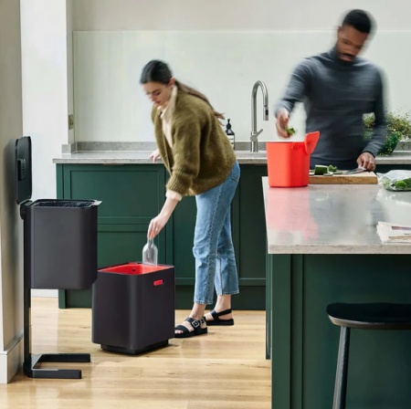 Poubelle tri s&eacute;lectif - Tri Totem - 60 Litres noire- Joseph Joseph