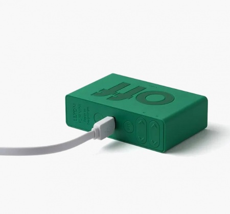R&eacute;veil Flip mini Travel de voyage vert - Lexon