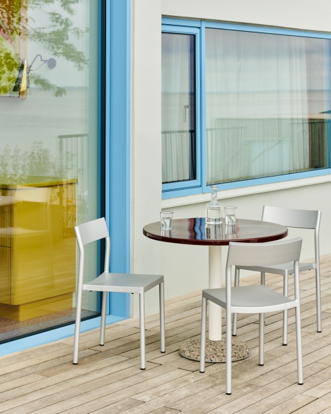Table en c�ramique �90cm - HAY