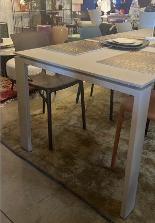 Table Four Kartell